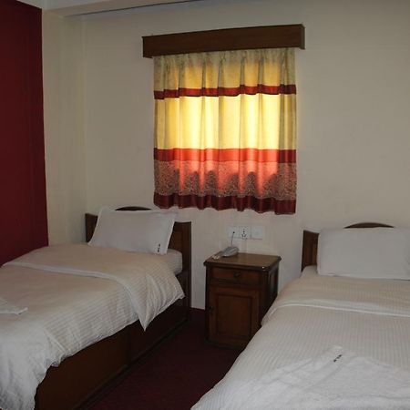 Hotel Api Катманду Экстерьер фото
