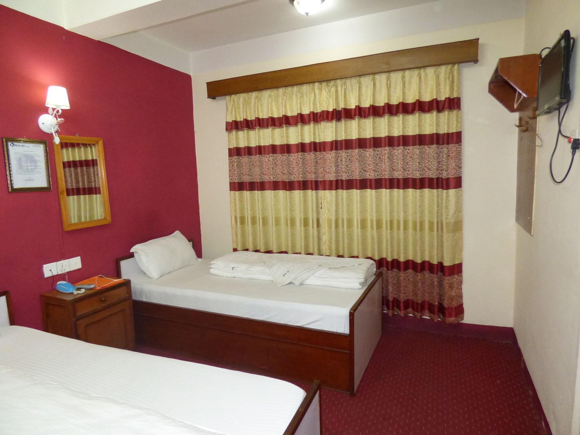 Hotel Api Катманду Экстерьер фото