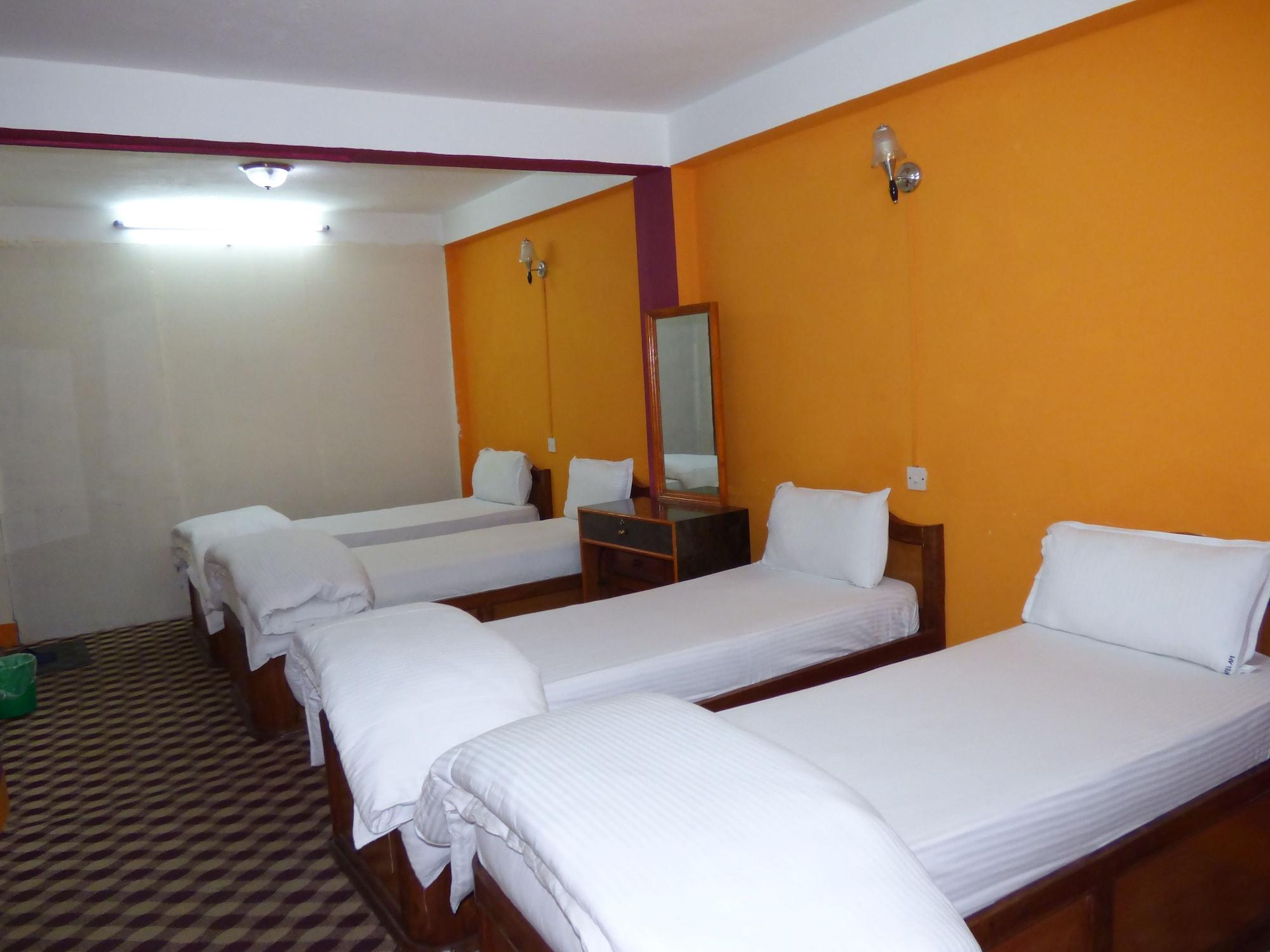 Hotel Api Катманду Экстерьер фото