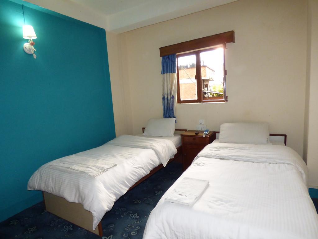 Hotel Api Катманду Номер фото