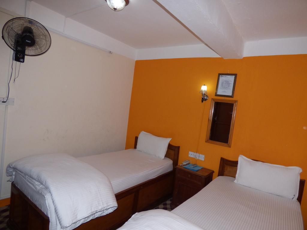 Hotel Api Катманду Номер фото